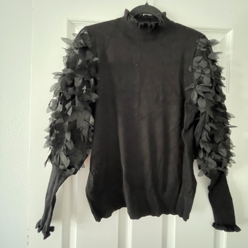 Puffer sleeve turtle neck